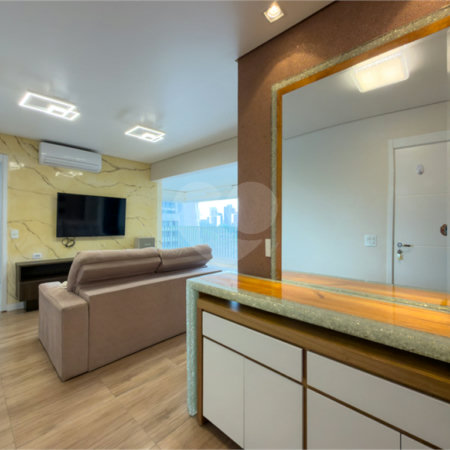 Apartamento à venda com 4 quartos, sendo 2 suítes, em Pinheiros, São Paulo, SP
