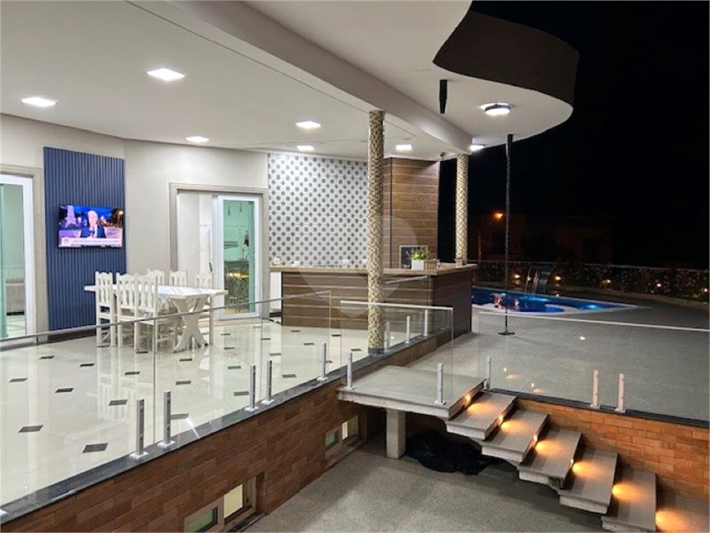 Casa à venda com 4 suítes no condomínio Aruã Eco Park, Mogi das Cruzes - SP