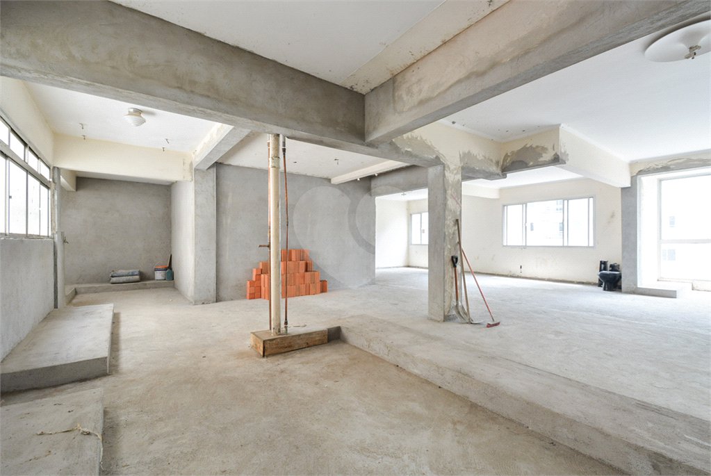 Apartamento à venda com 4 quartos, sendo 3 suítes, em Consolação, São Paulo, SP