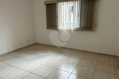 Casa em condomínio à venda com 3 quartos, sendo 1 suíte, em Jardim Estância Brasil, Atibaia, SP
