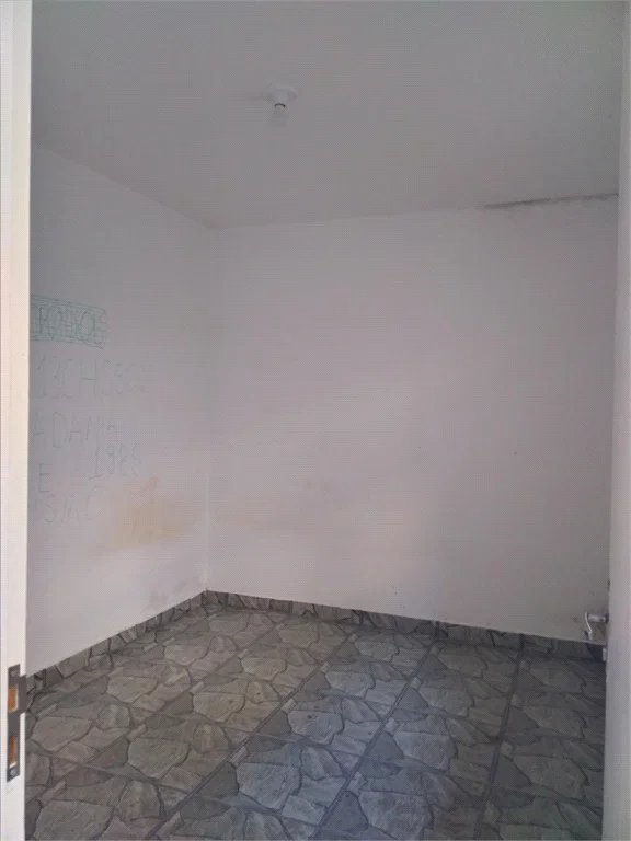 Sobrado à venda com 3 quartos em Vila Cordeiro, São Paulo, SP