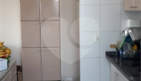 Apartamento à venda com 2 quartos, sendo 1 suíte,  em Vila Urupês, Suzano, SP