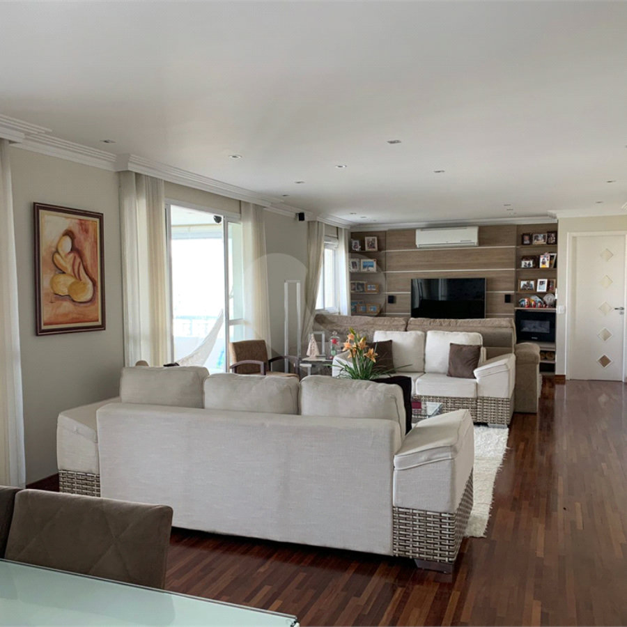 Apartamento à venda com 4 quartos, sendo 3 suítes, em Vila Andrade, São Paulo, SP