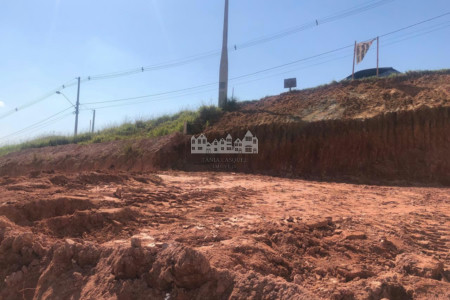 Terreno à venda no condomínio Alto da Floresta, Bom Jesus dos Perdões - SP