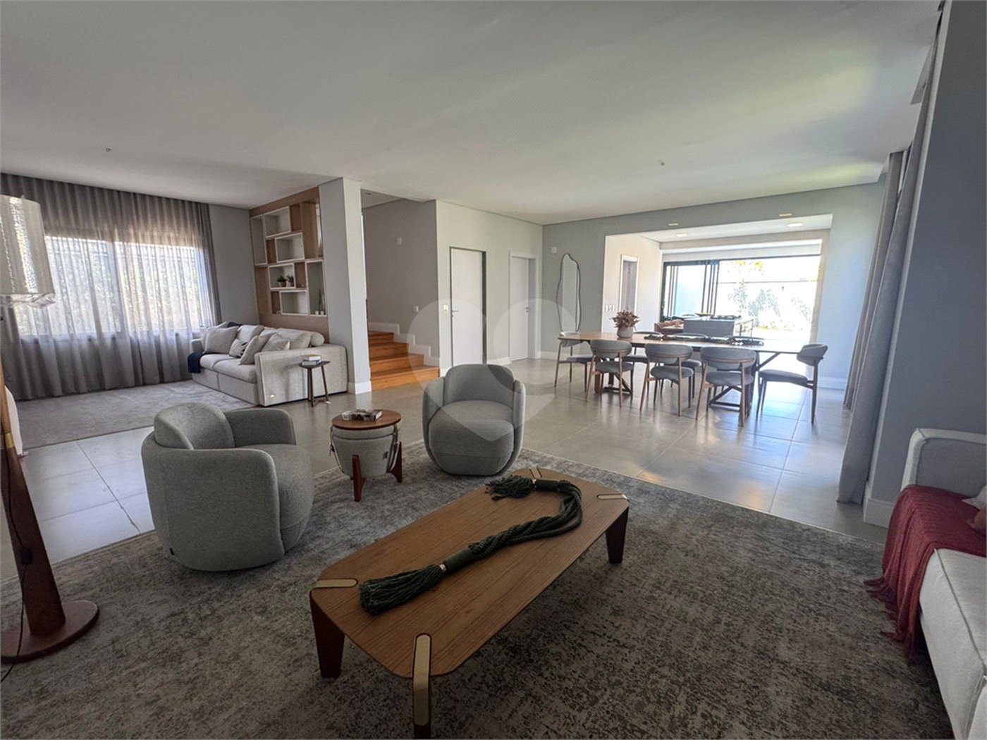 Casa à venda com 4 suítes no condomínio Villas do Golf, Itu - SP