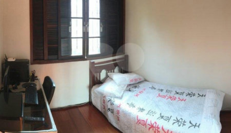 Casa à venda com 3 quartos, sendo 1 suíte,  em Santana, São Paulo, SP