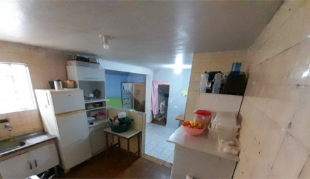 Sobrado à venda com 4 quartos em Vila Firmiano Pinto, São Paulo, SP