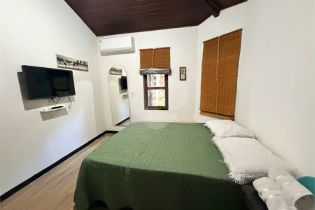 Casa à venda com 2 quartos, sendo 1 suíte, em Geribá, Armação dos Búzios, RJ