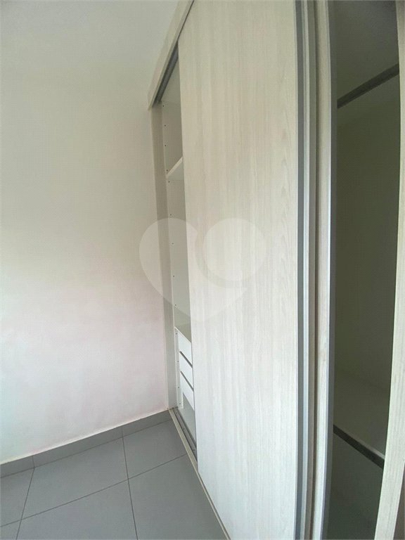 Apartamento à venda com 3 quartos, sendo 1 suíte,  em Vila Santana, Araraquara, SP