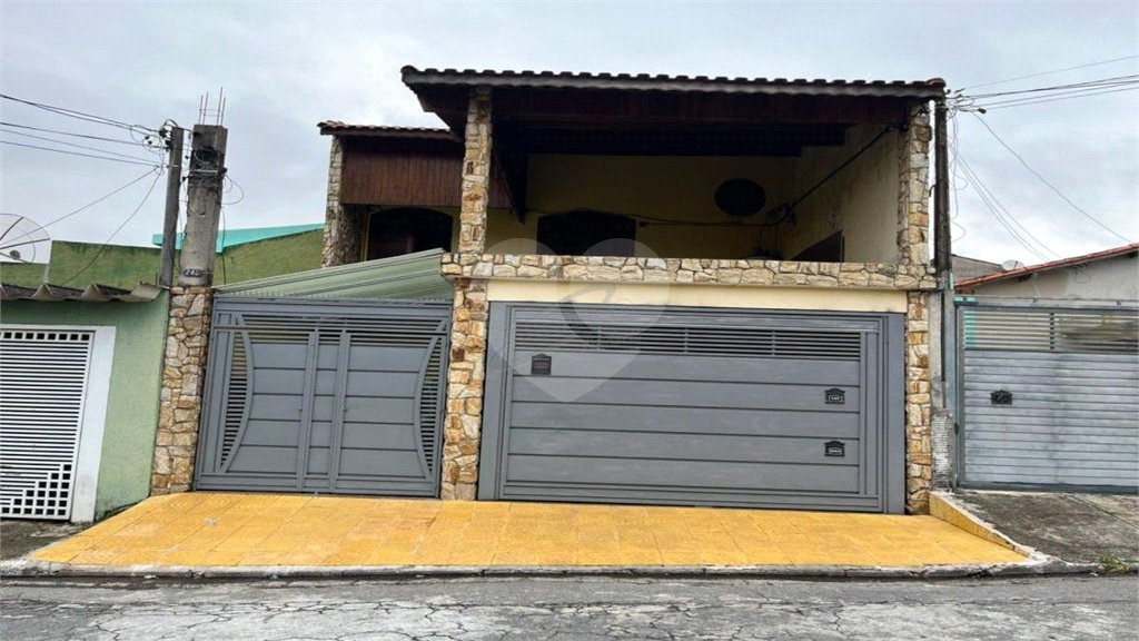 Sobrado à venda com 5 quartos, sendo 2 suítes, em Cidade Satélite Santa Bárbara, São Paulo, SP