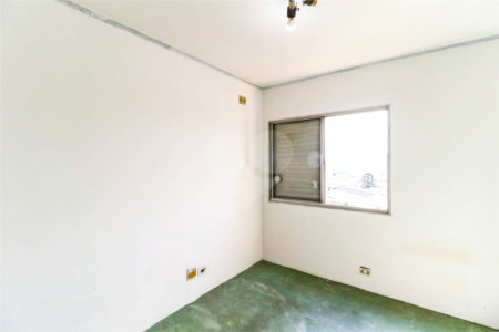 Apartamento à venda com 3 quartos, sendo 1 suíte, em Santo Amaro, São Paulo, SP
