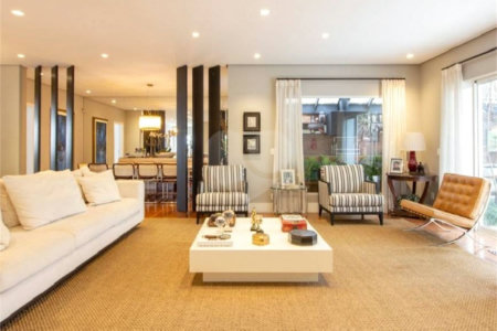 Casa à venda com 4 suítes no condomínio Outeiro, São Paulo - SP
