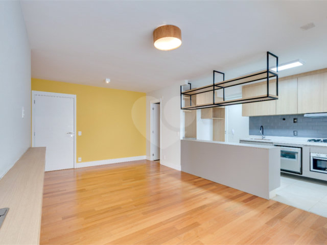 Apartamento à venda com 3 quartos, sendo 2 suítes,  em Santo Amaro, São Paulo, SP