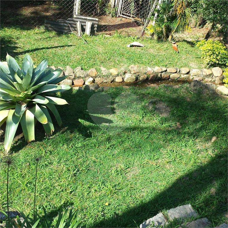 Casa Térrea à venda com 5 quartos, sendo 3 suítes, em Serra da Cantareira, Mairiporã, SP