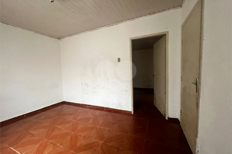 Casa à venda com 2 quartos em Vila Guarani, São Paulo, SP