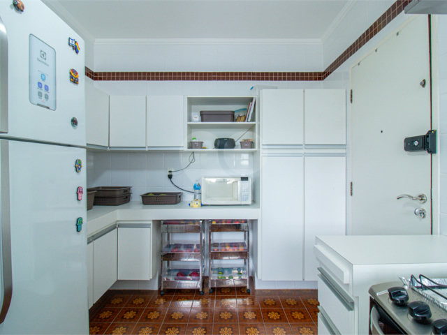 Apartamento à venda com 4 quartos, sendo 3 suítes,  em Chácara Santo Antônio, São Paulo, SP