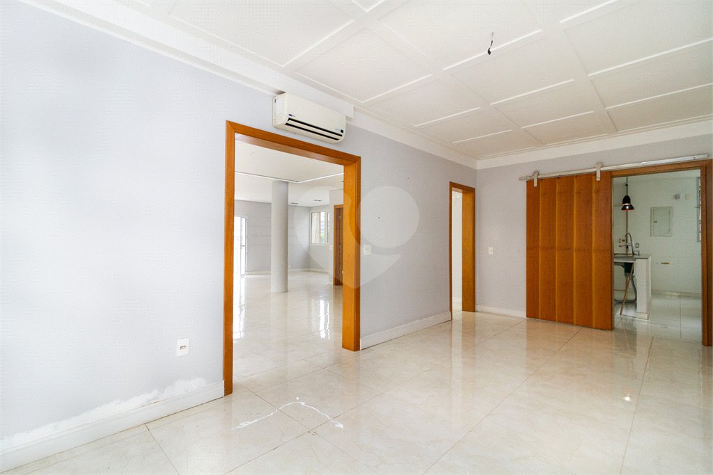 Apartamento à venda com 3 quartos, sendo 1 suíte, em Jardim Paulista, São Paulo, SP