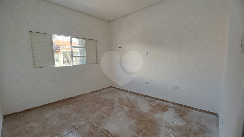 Casa à venda com 2 quartos em Chave, Votorantim, SP