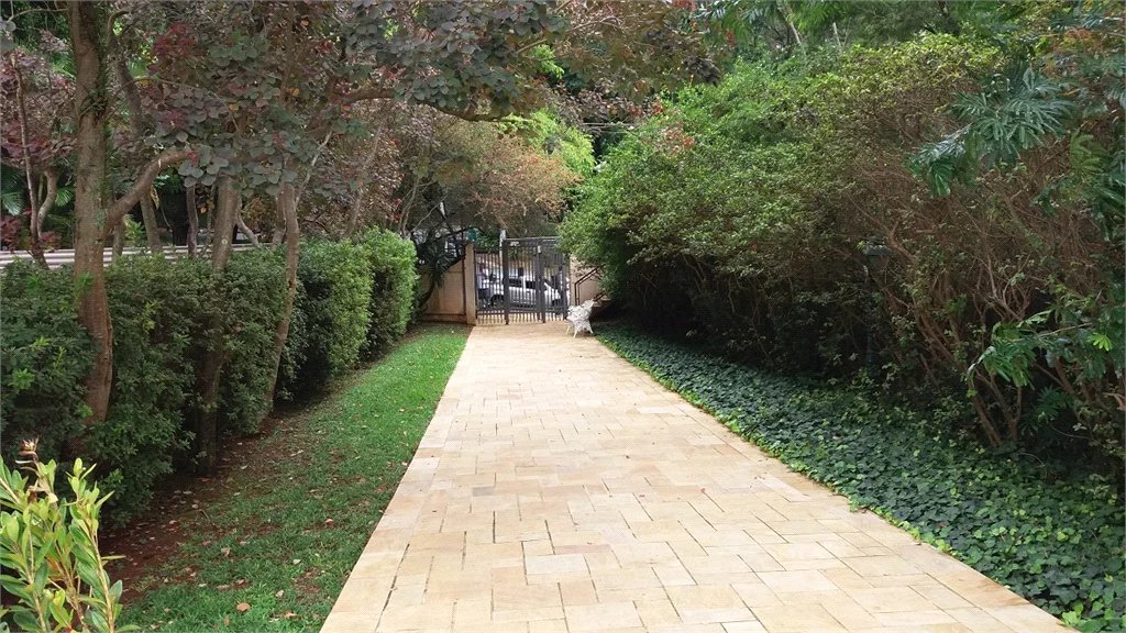 Apartamento à venda com 3 quartos em Vila Suzana, São Paulo, SP