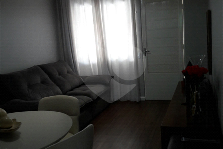 Casa à venda com 2 quartos no condomínio Nova Vida, São Paulo - SP