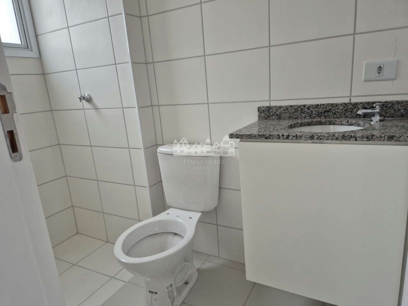 Apartamento para alugar com 3 quartos, sendo 1 suíte, em Jardim das Palmeiras, Atibaia, SP