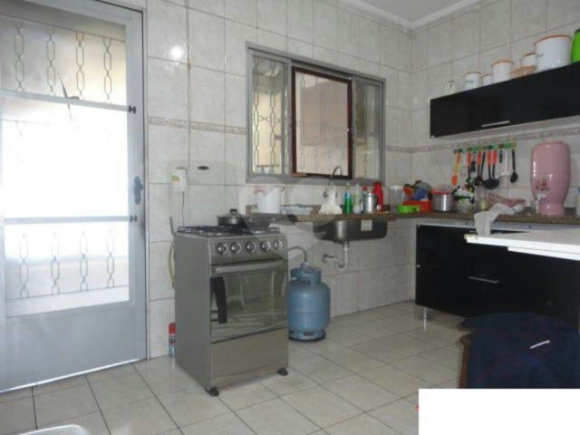 Casa de Vila à venda com 6 quartos em Jardim Peri, São Paulo, SP
