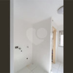 Apartamento à venda com 3 quartos, sendo 1 suíte, em Jardim Marajoara, São Paulo, SP
