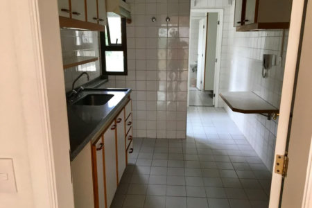 Apartamento à venda com 3 quartos, sendo 1 suíte, em Vila Andrade, São Paulo, SP