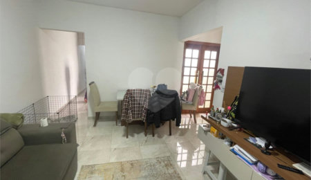 Casa Térrea à venda com 2 quartos, sendo 1 suíte,  em Vila Suissa, Mogi das Cruzes, SP