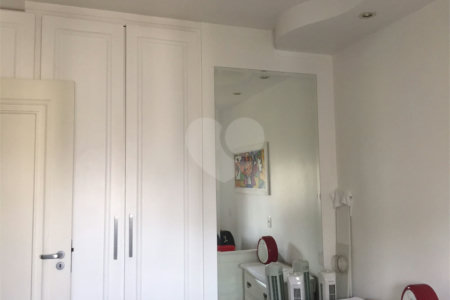 Apartamento à venda com 3 quartos, sendo 2 suítes, em Vila Suzana, São Paulo, SP