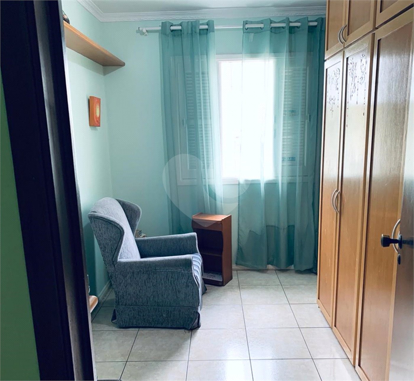 Casa à venda com 3 quartos, sendo 1 suíte,  em Bosque da Saúde, São Paulo, SP