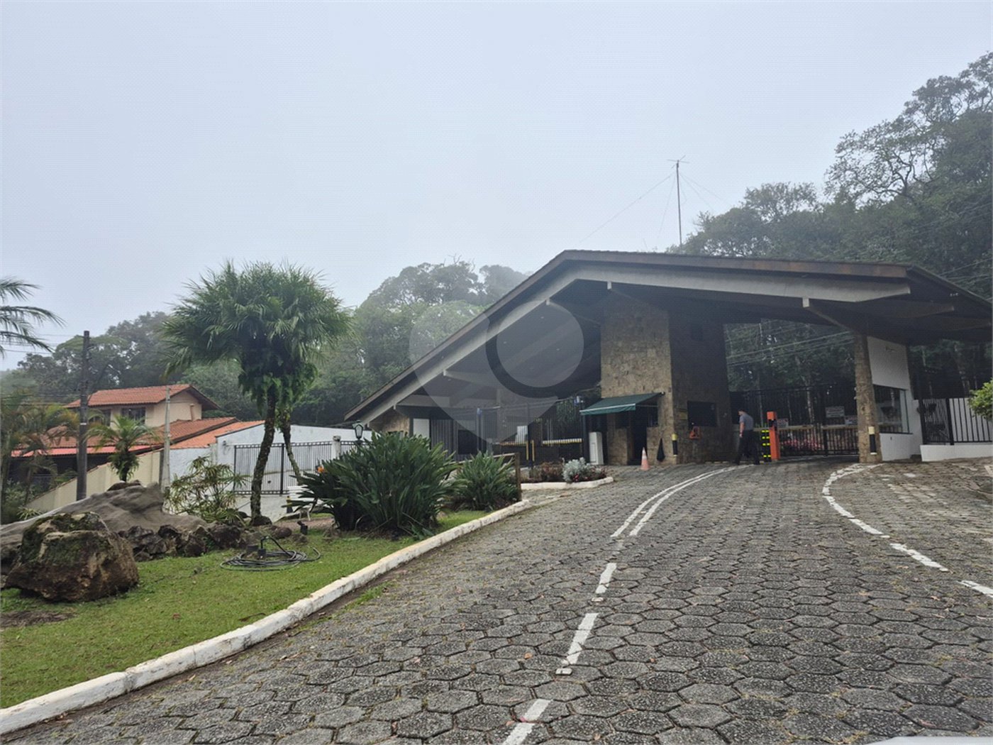 Terreno à venda no condomínio Parque Imperial da Cantareira, Mairiporã - SP