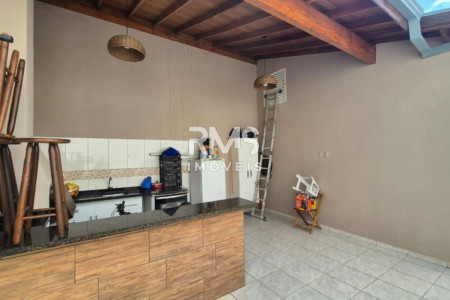 Casa à venda com 3 quartos, sendo 1 suíte,  em São Luiz, Itu, SP
