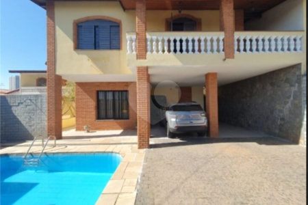 Casa à venda com 3 quartos, sendo 1 suíte,  em Jardim Santa Rosália, Sorocaba, SP