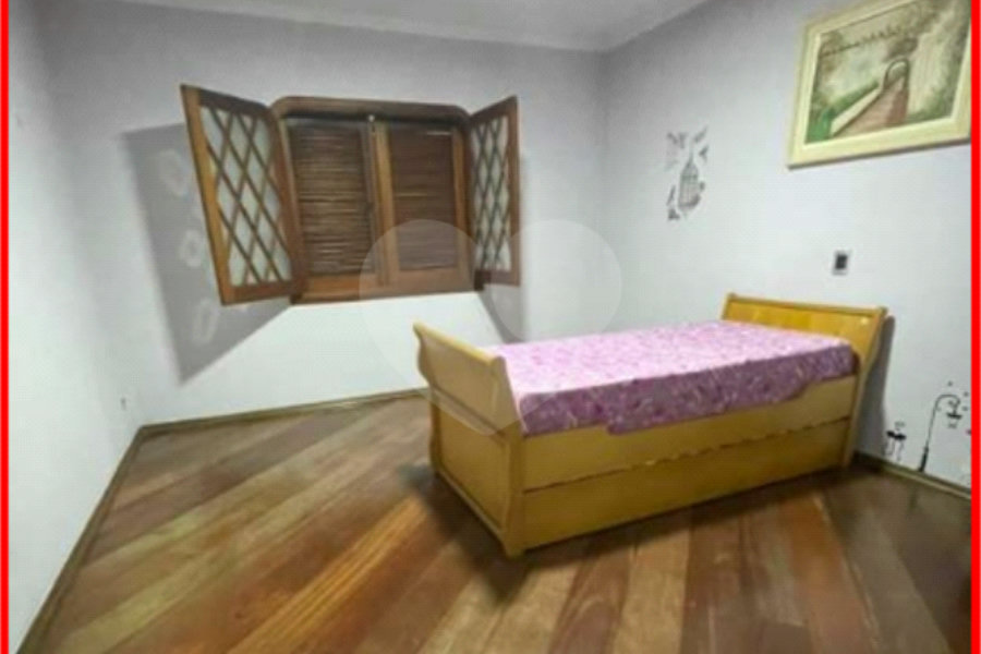 Sobrado à venda com 3 quartos em Jaraguá, São Paulo, SP