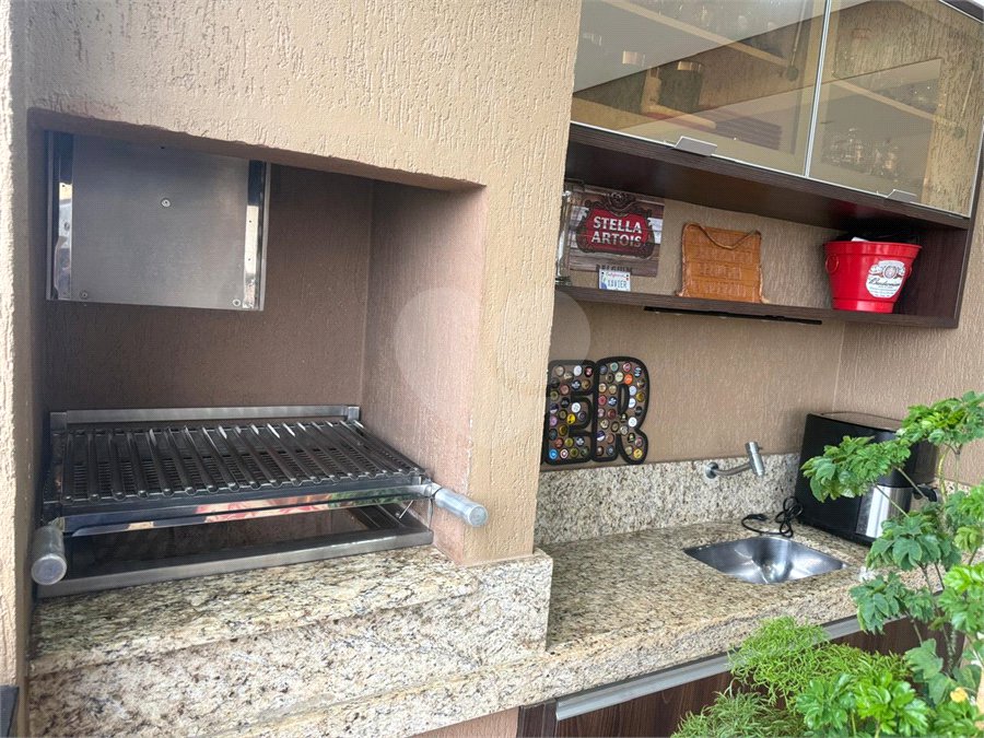 Apartamento à venda com 3 suítes em Vila Suzana, São Paulo, SP