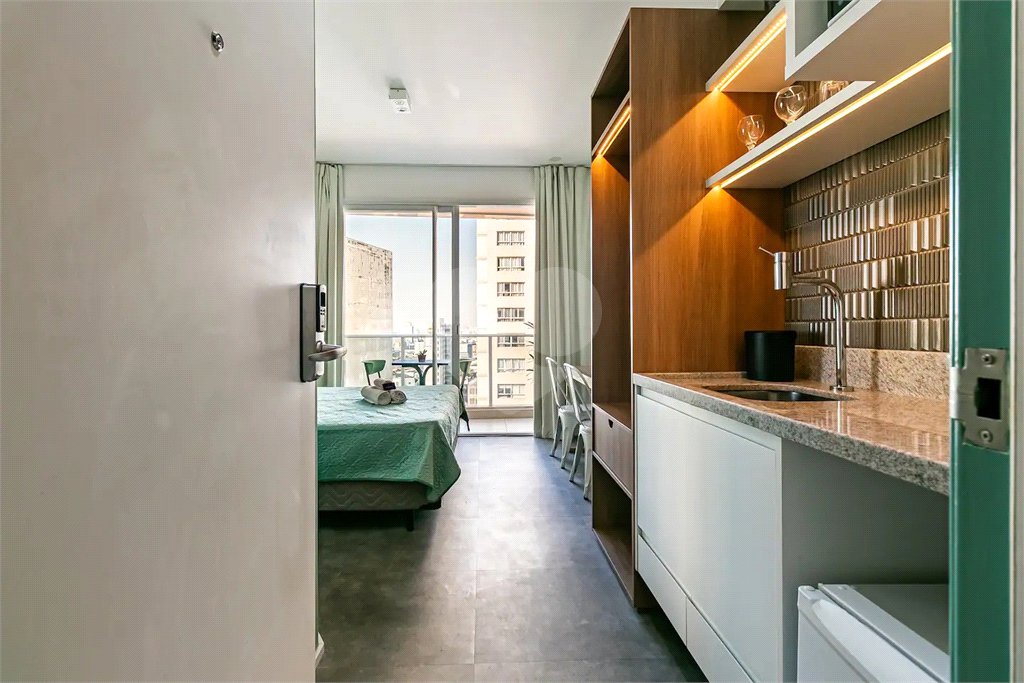 Kitnet à venda com 1 quarto no Centro, São Paulo, SP