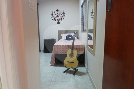 Casa à venda com 3 quartos, sendo 1 suíte, em Vila Rica, São Paulo, SP