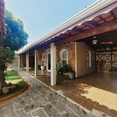 Casa Térrea à venda com 3 quartos, sendo 1 suíte, no Centro, Indaiatuba, SP