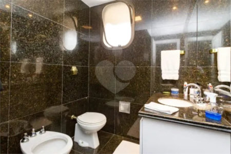 Apartamento à venda com 4 quartos, sendo 3 suítes, em Itaim Bibi, São Paulo, SP