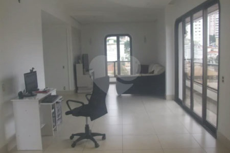 Apartamento à venda na região da Mooca