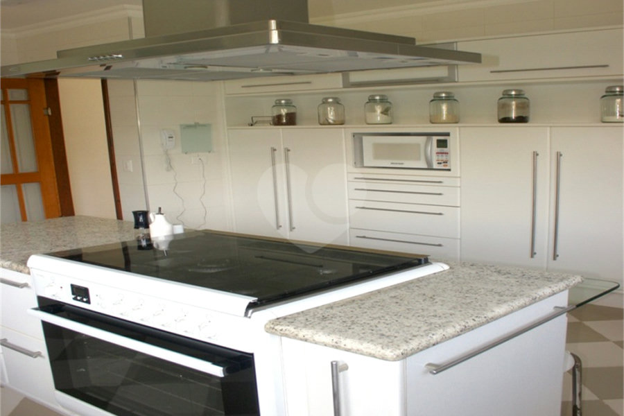 Casa à venda com 5 suítes no condomínio Suíça da Cantareira, Mairiporã - SP