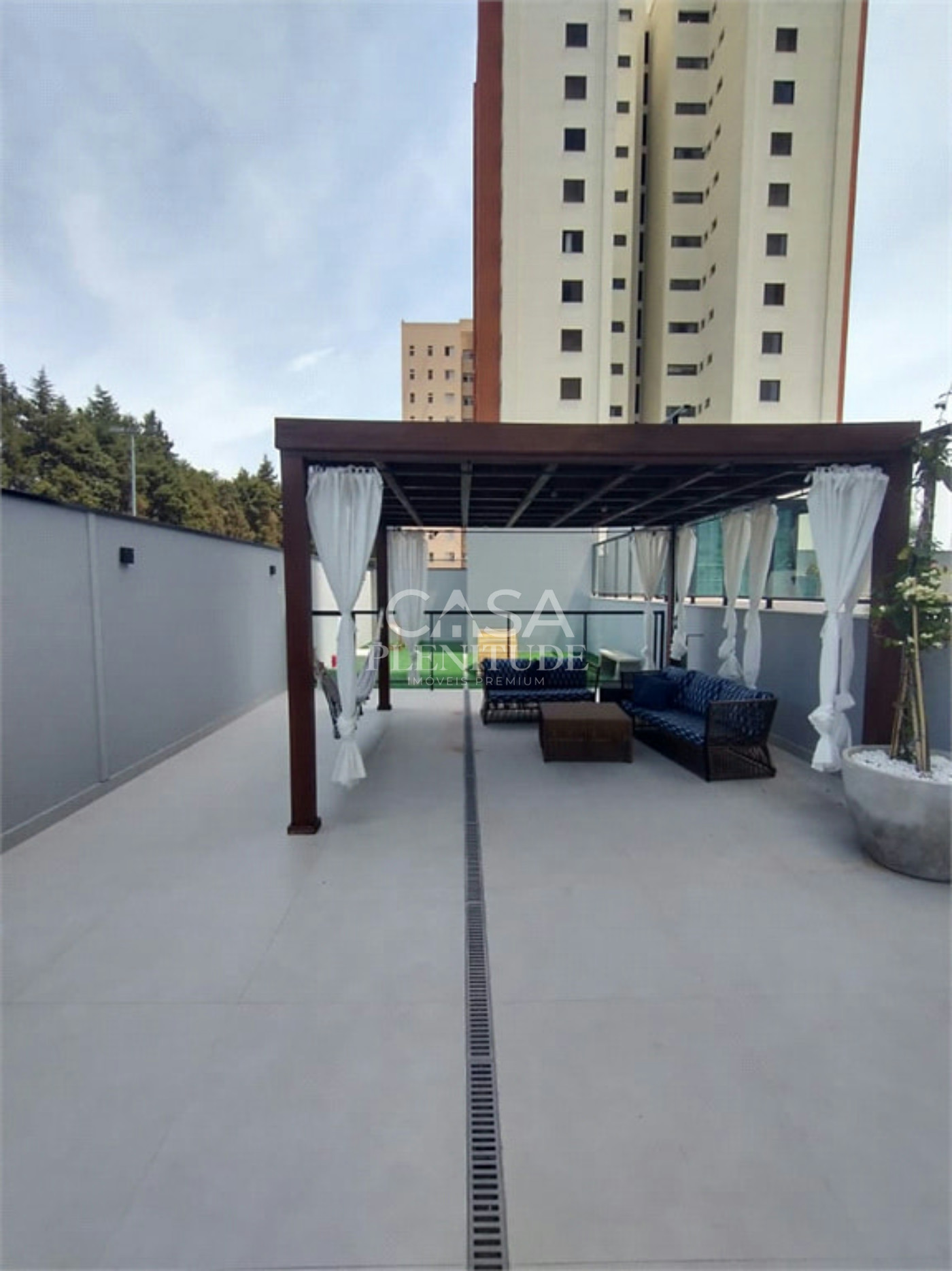 Apartamento à venda ou para alugar com 3 suítes em Parque Campolim, Sorocaba, SP