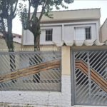 Sobrado à venda com 3 quartos, sendo 2 suítes,  em Vila Homero Thon, Santo André, SP