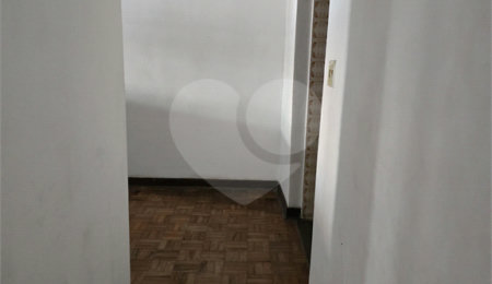Sobrado à venda ou para alugar com 5 quartos em Jardim Itapura, São Paulo, SP