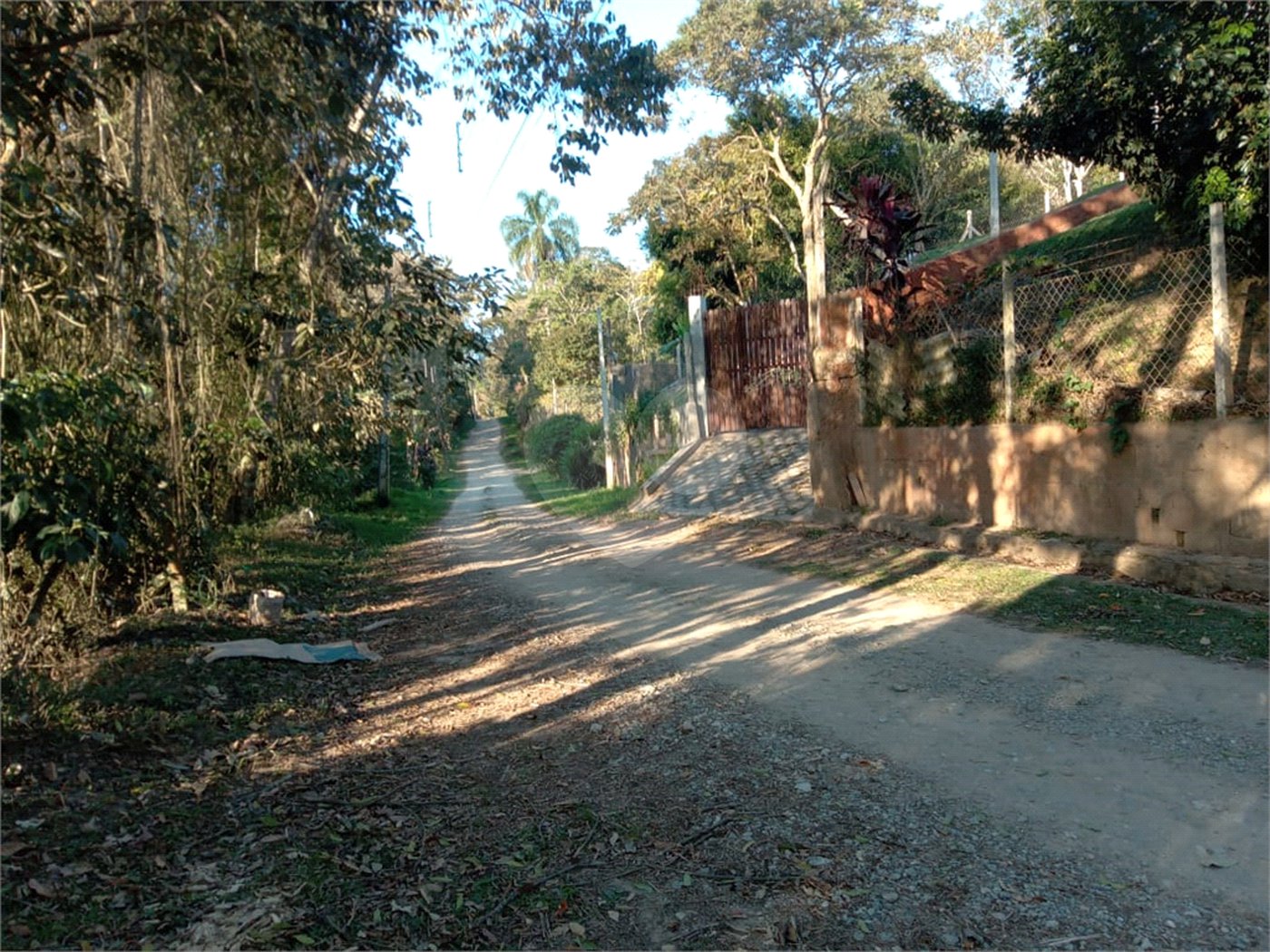 Terreno à venda no condomínio Cinco Lagos, Mairiporã - SP