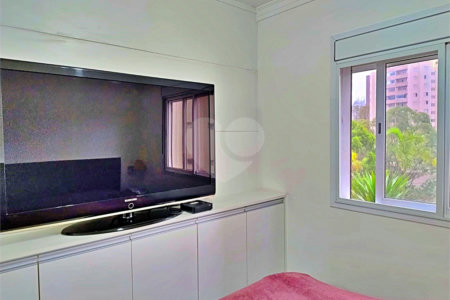 Apartamento à venda com 3 quartos, sendo 2 suítes, em Vila Andrade, São Paulo, SP
