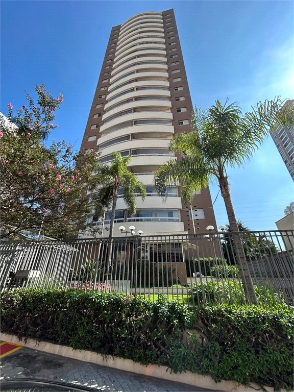 Apartamento à venda com 2 quartos, sendo 1 suíte,  em Vila Romana, São Paulo, SP