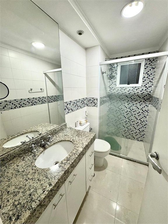 Apartamento à venda com 3 quartos, sendo 1 suíte, em Vila Oratório, São Paulo, SP