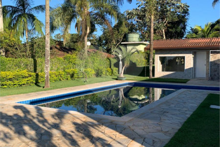Casa Térrea à venda com 3 quartos, sendo 1 suíte, em Alpes D'ouro, Bom Jesus dos Perdões, SP